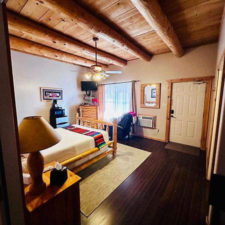 Adobe Rose Boutique Inn Artesia Εξωτερικό φωτογραφία