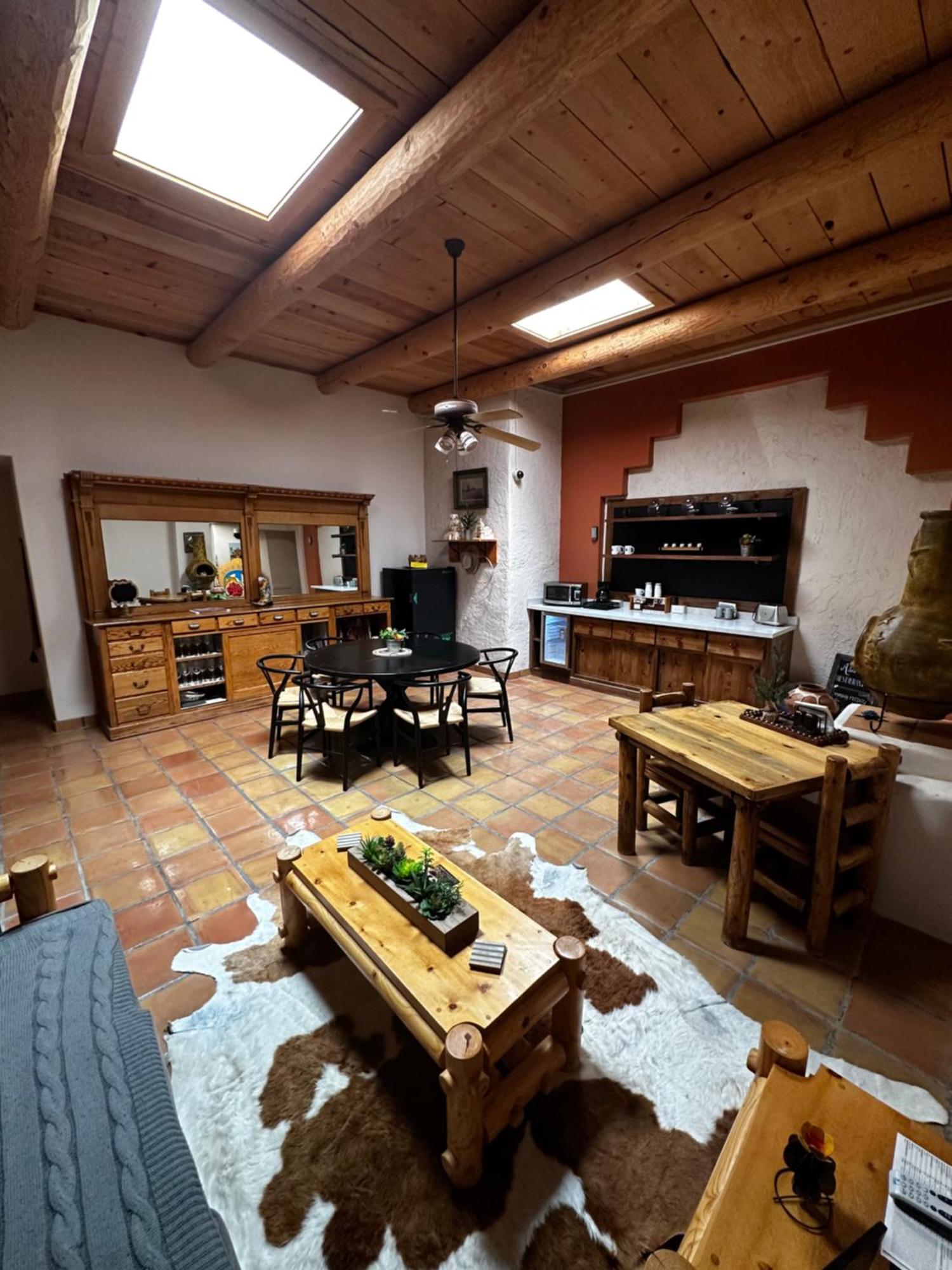 Adobe Rose Boutique Inn Artesia Εξωτερικό φωτογραφία