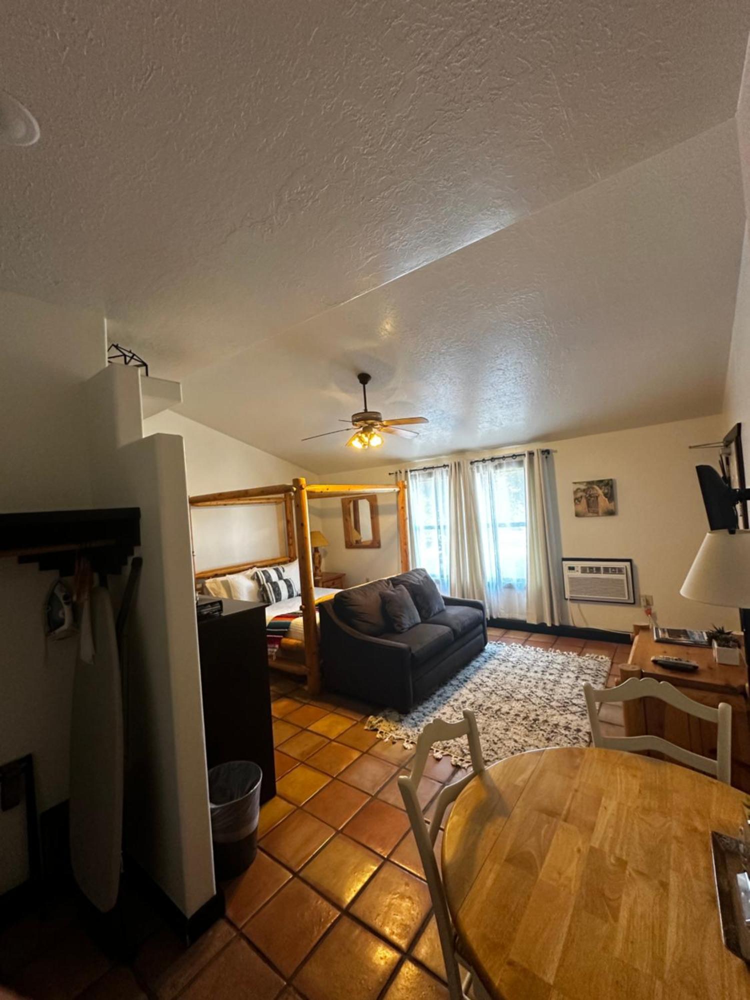Adobe Rose Boutique Inn Artesia Εξωτερικό φωτογραφία