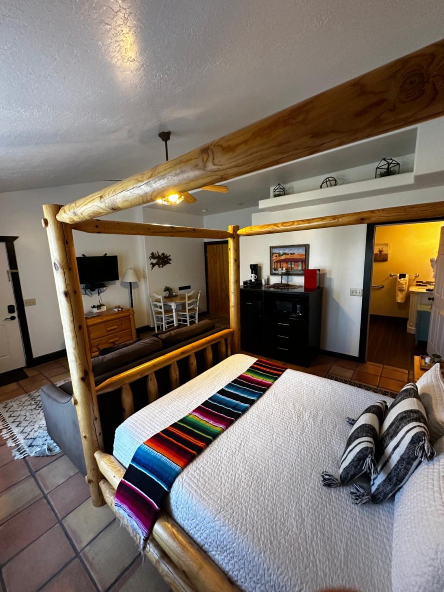 Adobe Rose Boutique Inn Artesia Εξωτερικό φωτογραφία