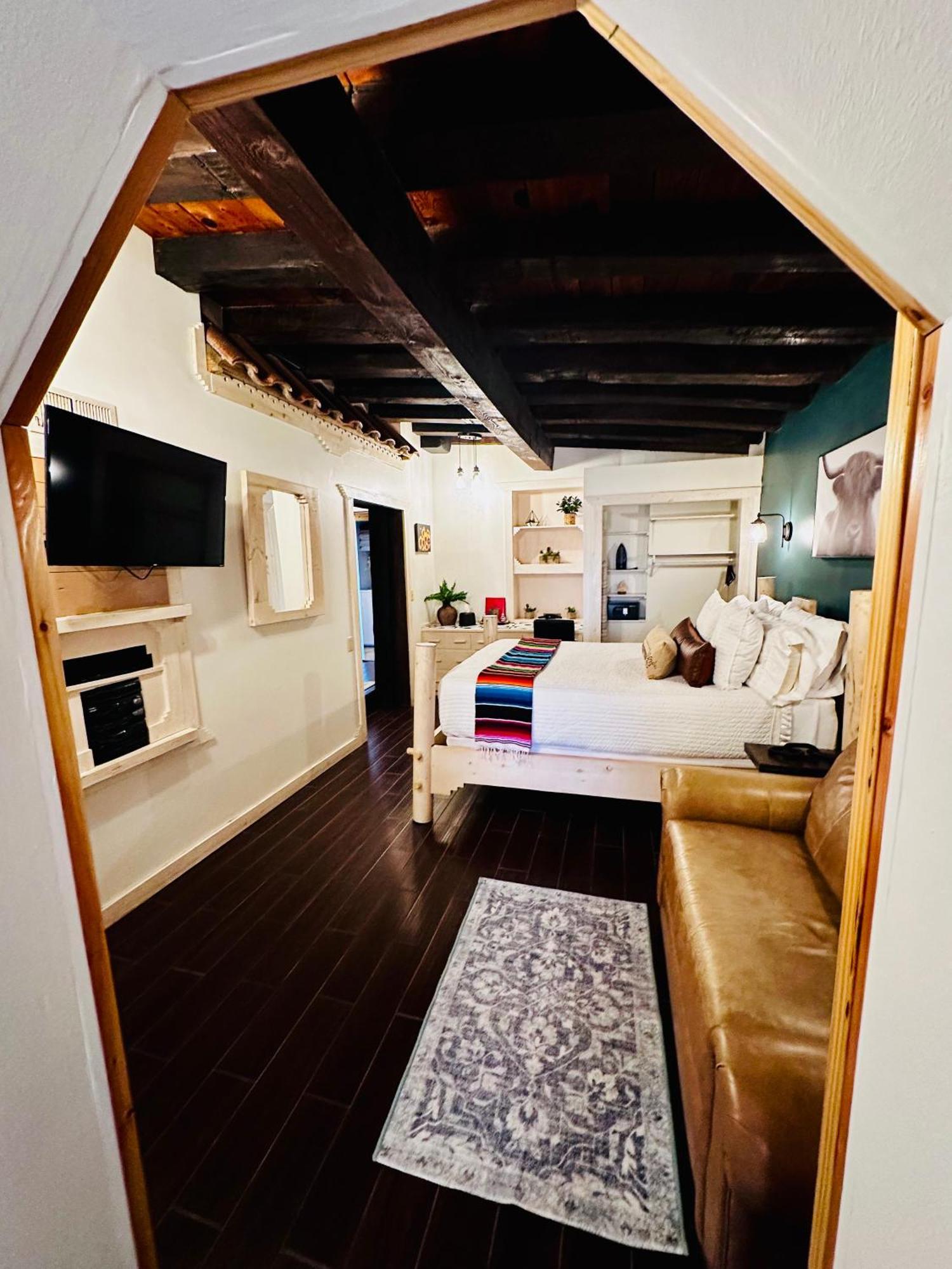 Adobe Rose Boutique Inn Artesia Εξωτερικό φωτογραφία