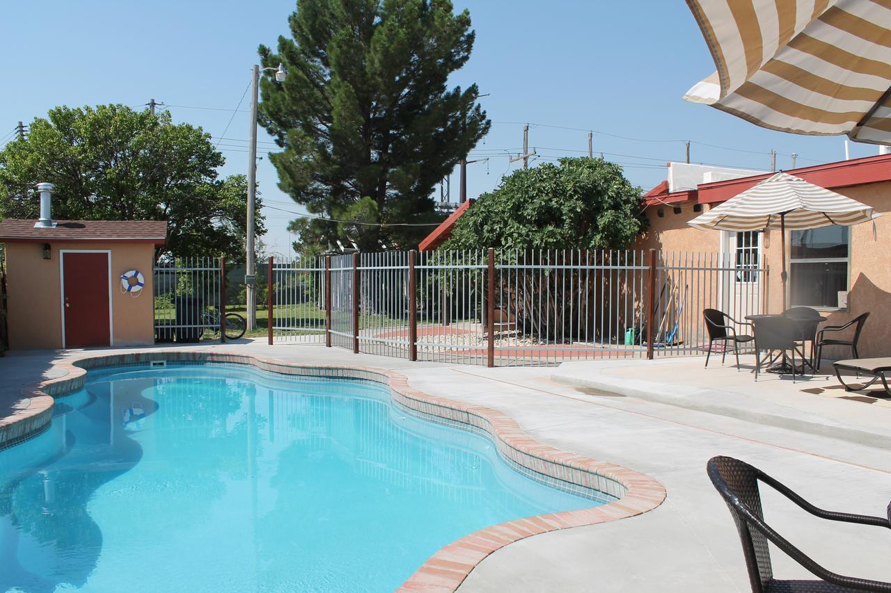 Adobe Rose Boutique Inn Artesia Εξωτερικό φωτογραφία